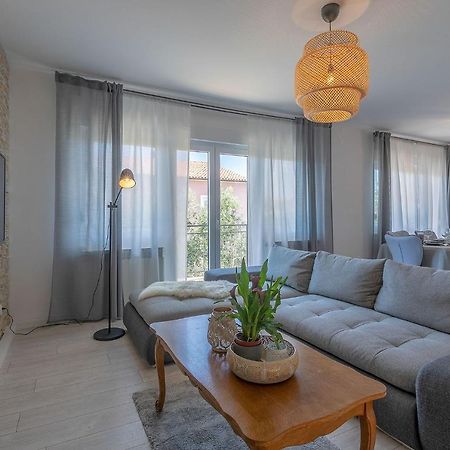 Premium 100M2 Sea View Apartment Ližnjan Екстериор снимка