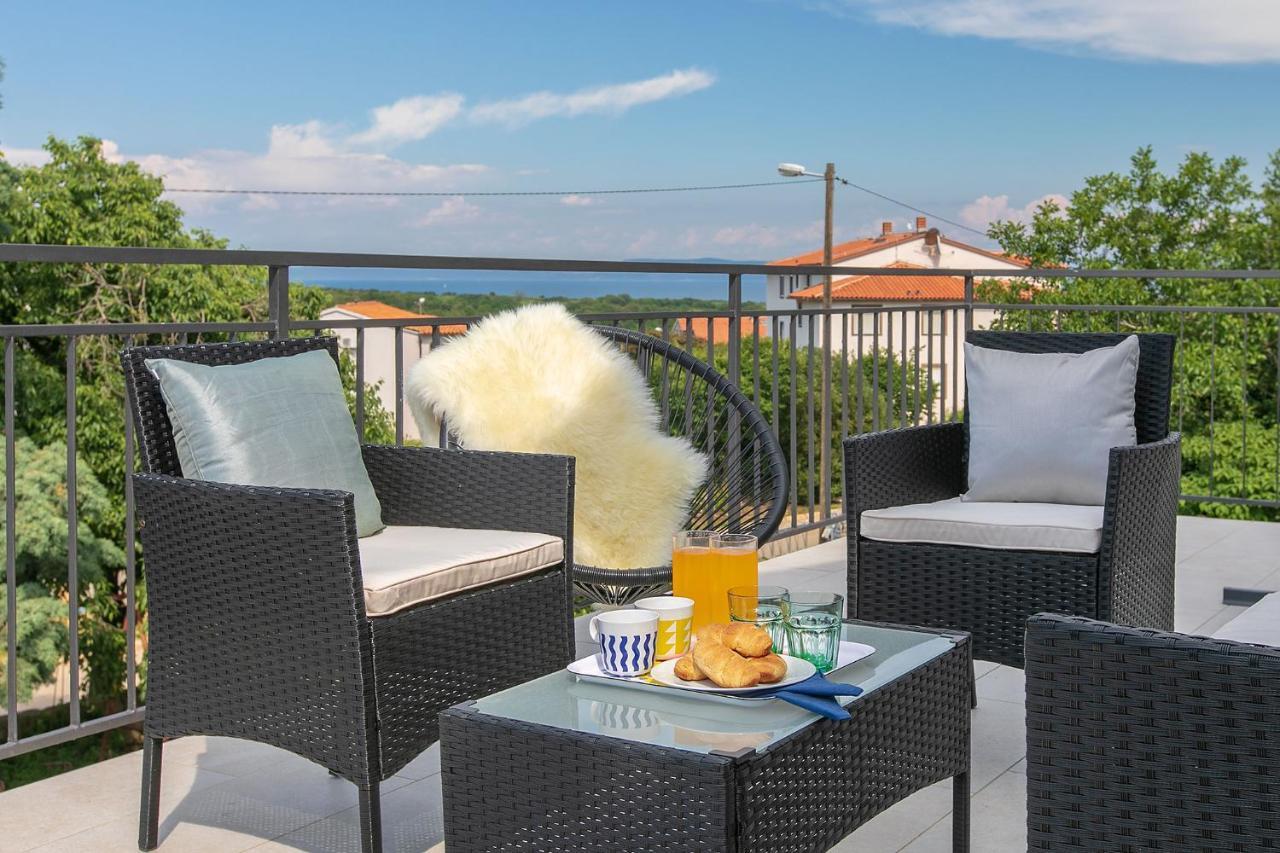 Premium 100M2 Sea View Apartment Ližnjan Екстериор снимка