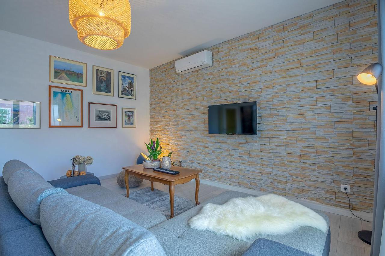 Premium 100M2 Sea View Apartment Ližnjan Екстериор снимка